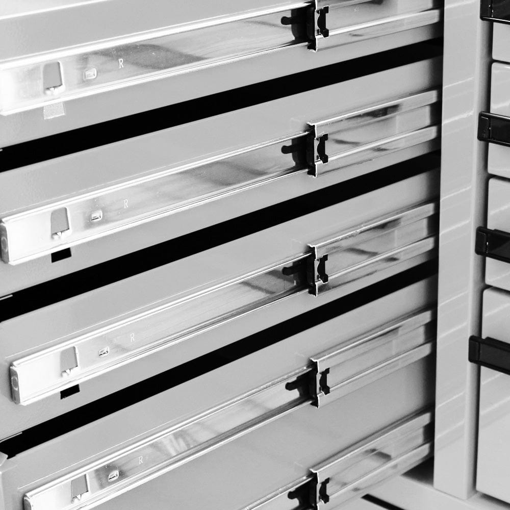Maxim Pro Series 42” Workstation - 42” Roll cabinet +/- Stainless Steel Top MAXIM 42" Nardo Grey 11 Drawer Roll Cabinet Storage Toolbox